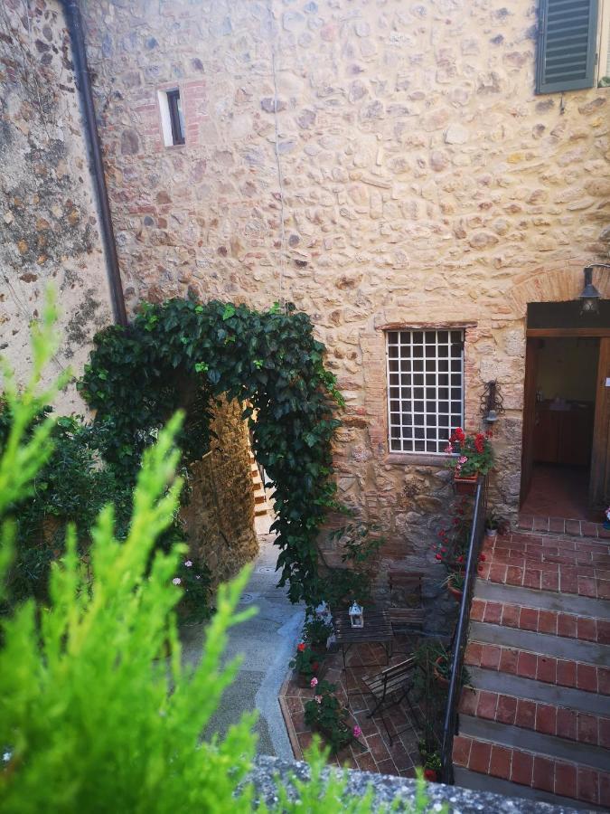 Antico Borgo Di Torri Bed & Breakfast Совичиле Екстериор снимка